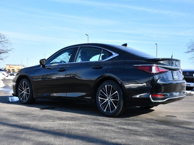2022 Lexus ES 300h