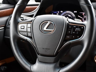 2025 Lexus ES 300h