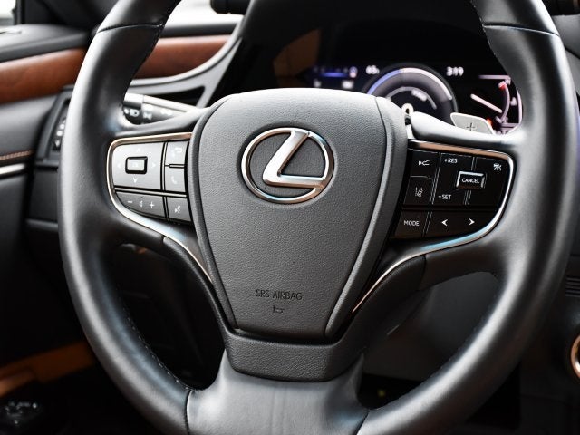 2025 Lexus ES 300h