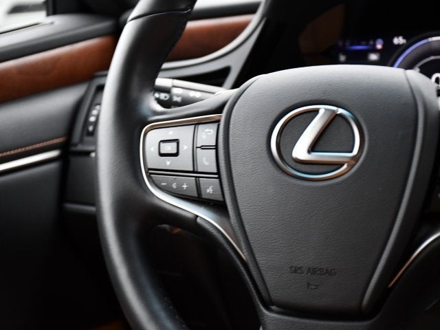 2025 Lexus ES 300h