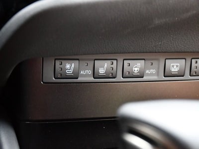 2025 Lexus ES 300h Luxury