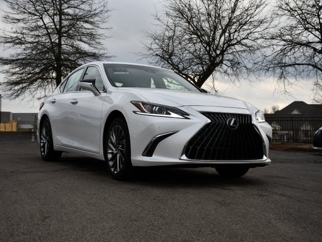 2025 Lexus ES 300h Luxury