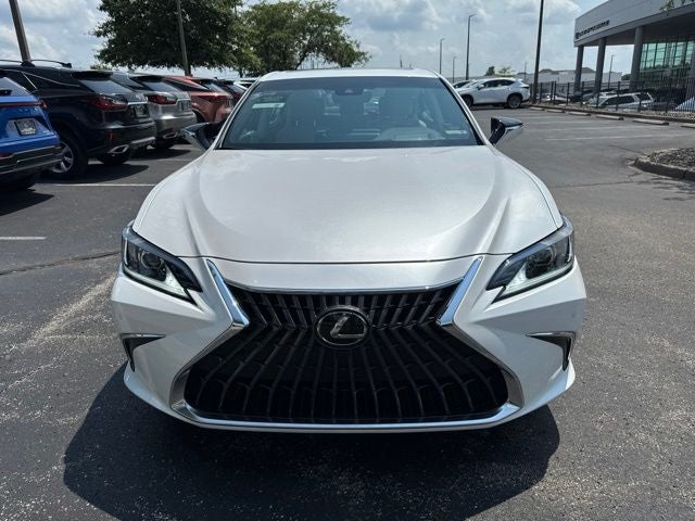 2024 Lexus ES 300h Luxury