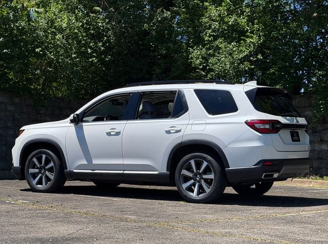 2023 Honda Pilot Elite