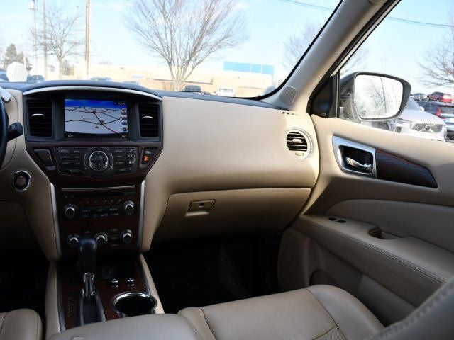 2020 Nissan Pathfinder Platinum