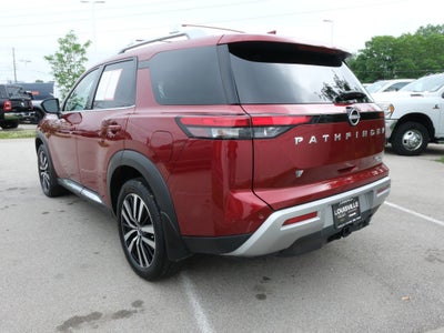 2025 Nissan Pathfinder Platinum
