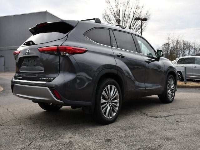 2022 Toyota Highlander Platinum