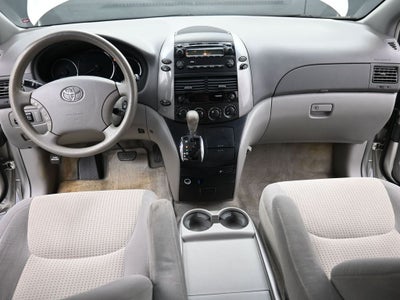 2010 Toyota Sienna CE