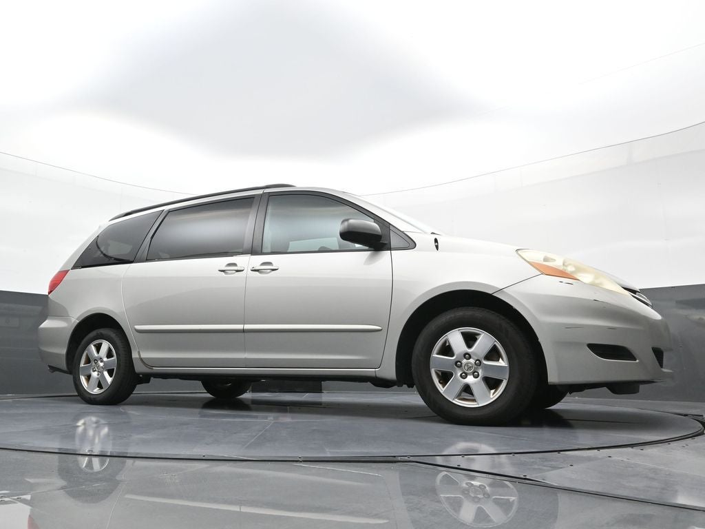 2010 Toyota Sienna CE