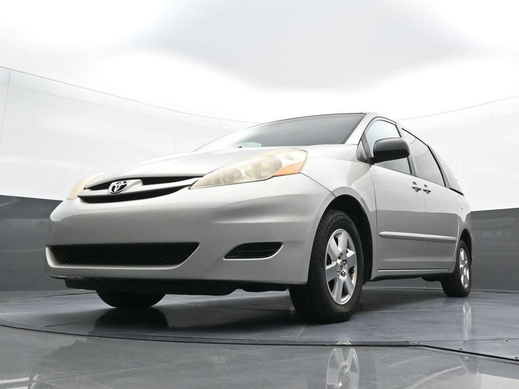 2010 Toyota Sienna CE