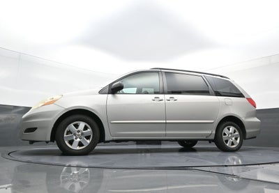 2010 Toyota Sienna CE