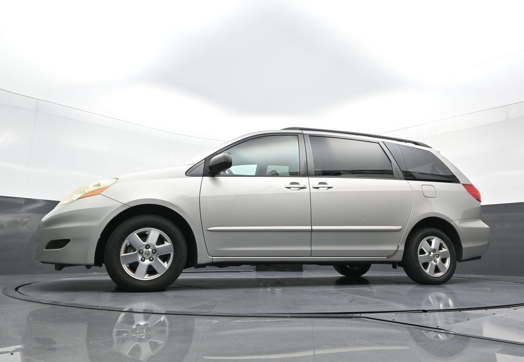 2010 Toyota Sienna CE
