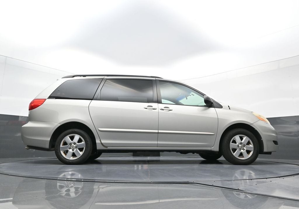 2010 Toyota Sienna CE