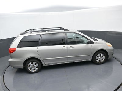 2010 Toyota Sienna CE