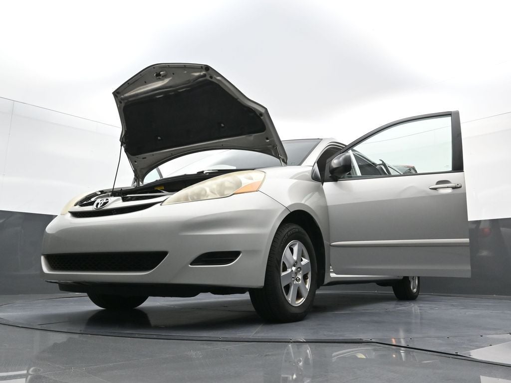 2010 Toyota Sienna CE