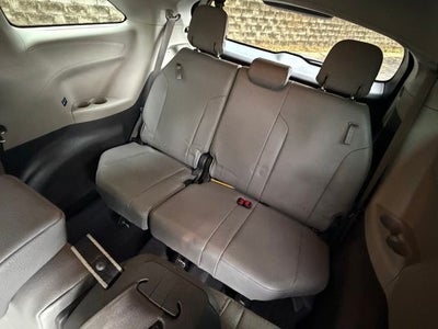 2022 Toyota Sienna XLE 7 Passenger