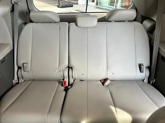 2017 Toyota Sienna XLE Premium 8 Passenger