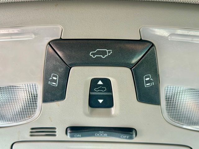 2017 Toyota Sienna XLE Premium 8 Passenger