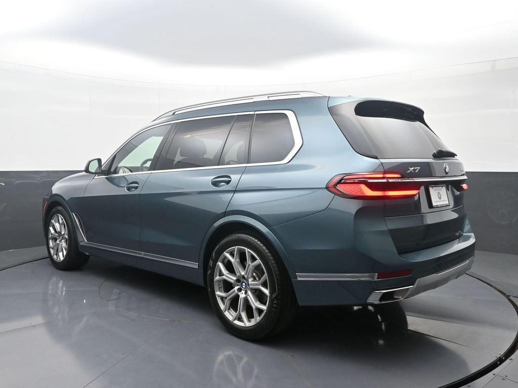 2025 BMW X7 xDrive40i