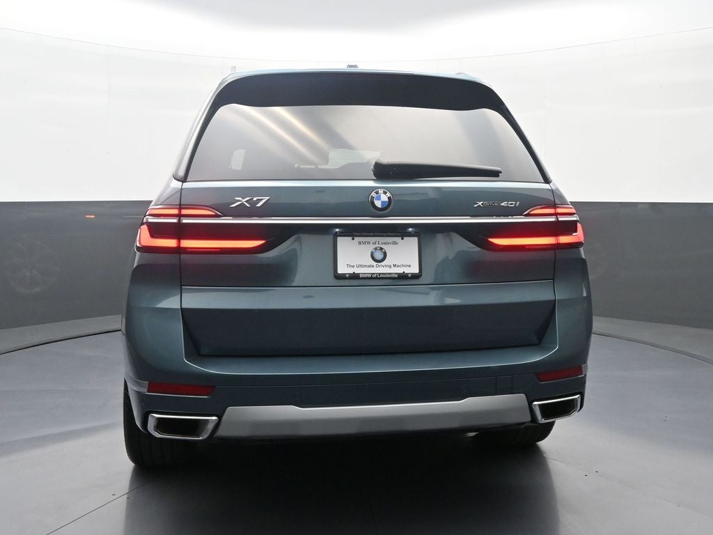 2025 BMW X7 xDrive40i