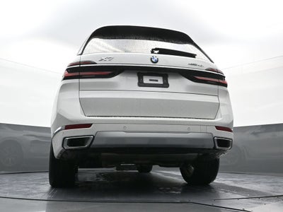 2025 BMW X7 xDrive40i
