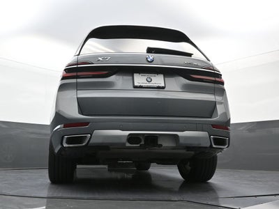 2025 BMW X7 xDrive40i
