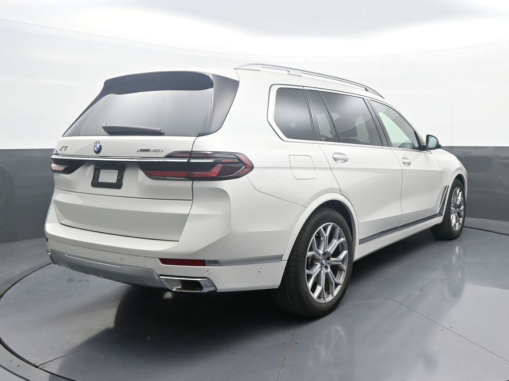 2025 BMW X7 xDrive40i