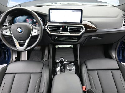 2025 BMW X4 xDrive30i