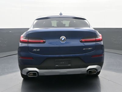 2025 BMW X4 xDrive30i