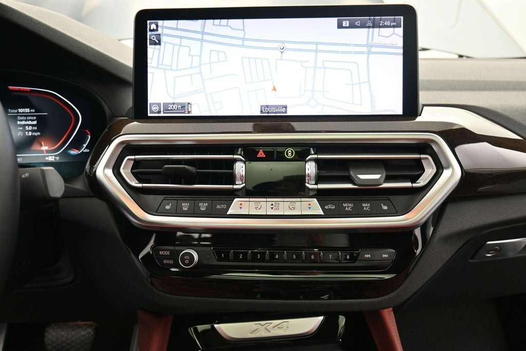 2025 BMW X4 xDrive30i