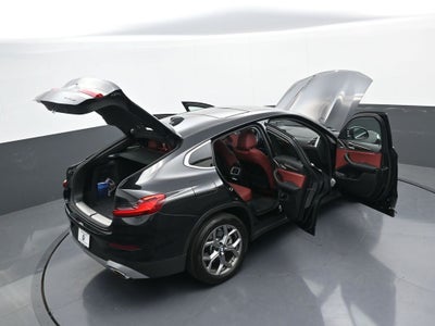 2025 BMW X4 xDrive30i