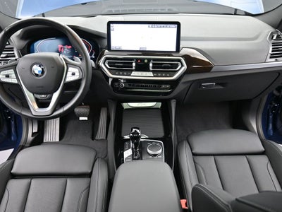 2025 BMW X4 xDrive30i