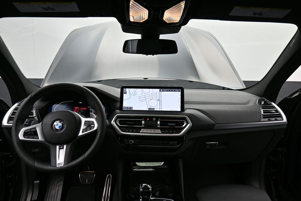 2024 BMW X4 xDrive30i