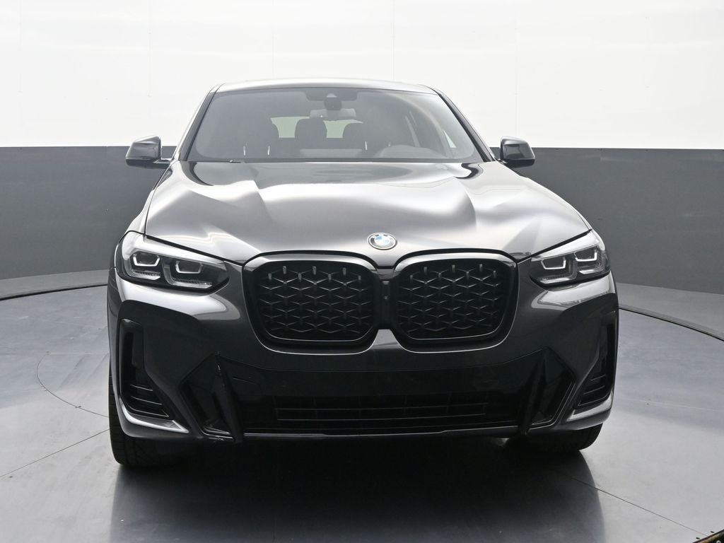 2024 BMW X4 xDrive30i