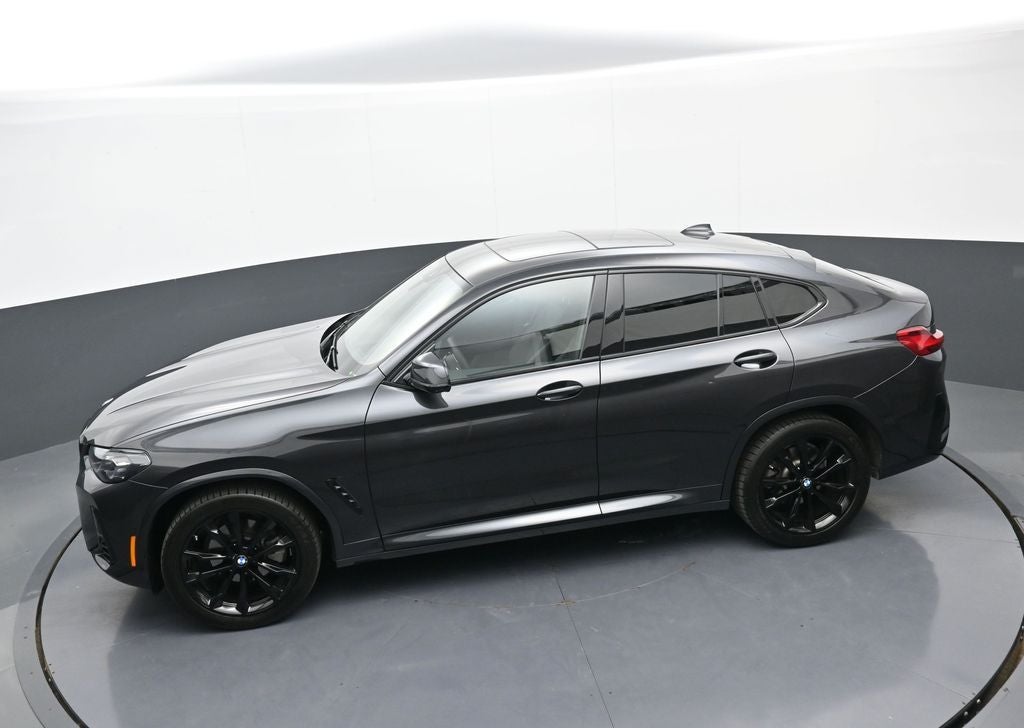 2024 BMW X4 xDrive30i