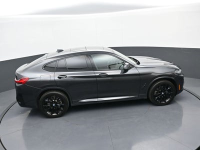 2024 BMW X4 xDrive30i