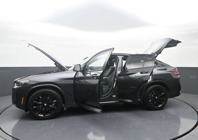 2024 BMW X4 xDrive30i
