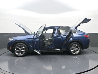 2025 BMW X4 xDrive30i
