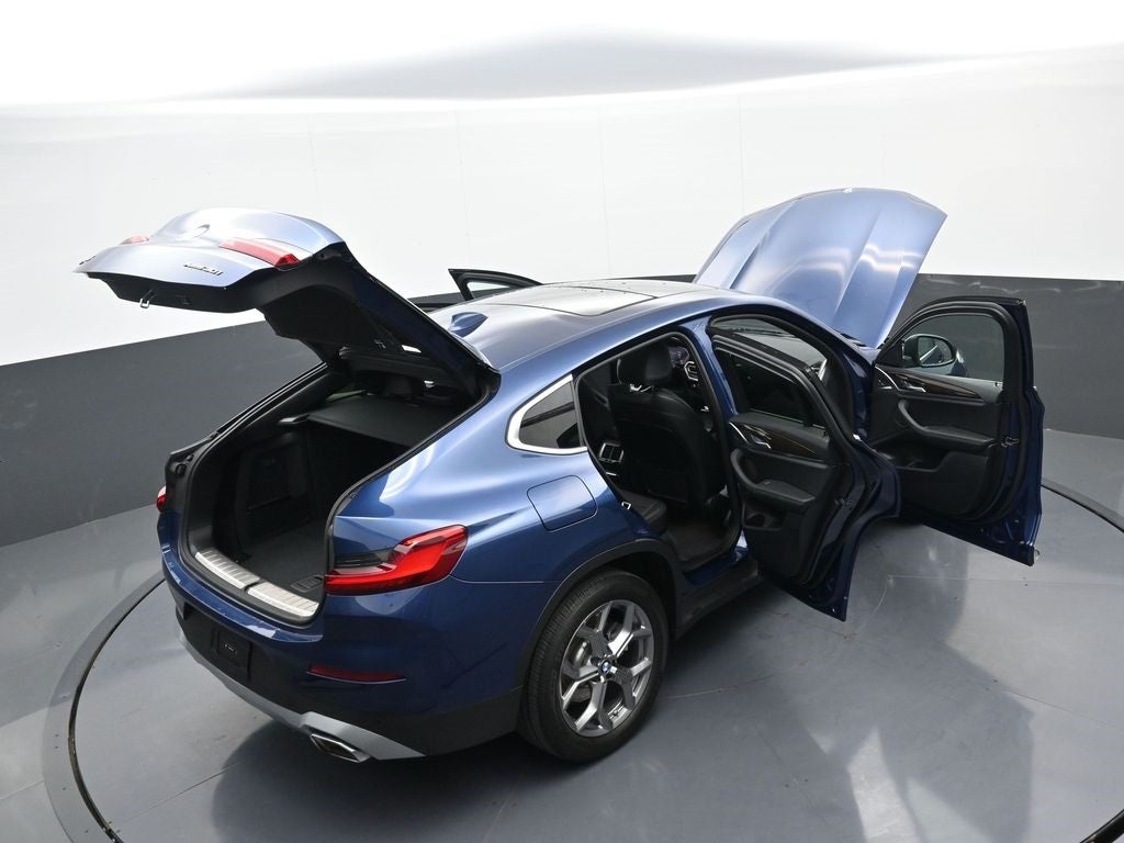 2025 BMW X4 xDrive30i