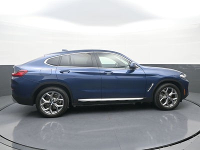 2025 BMW X4 xDrive30i