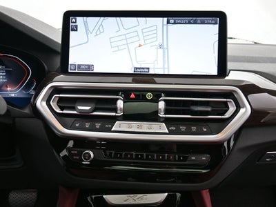 2025 BMW X4 xDrive30i