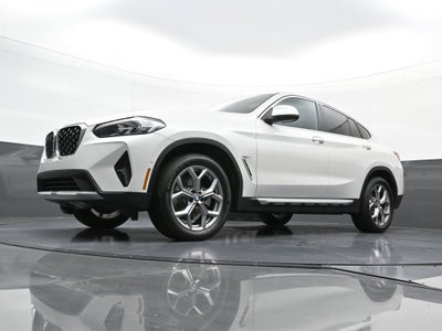 2025 BMW X4 xDrive30i