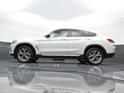 2025 BMW X4 xDrive30i