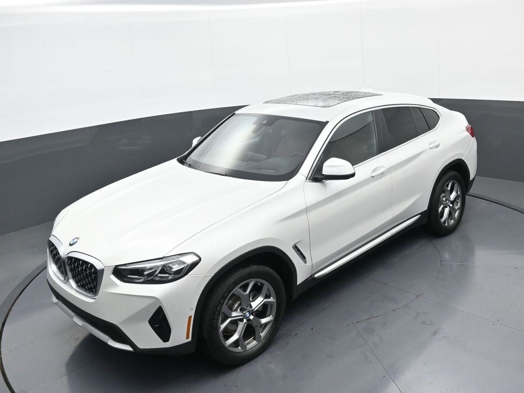 2025 BMW X4 xDrive30i