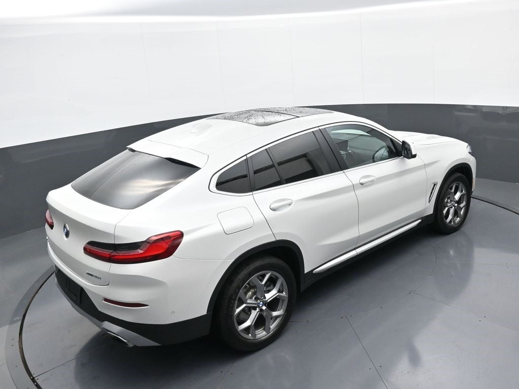 2025 BMW X4 xDrive30i