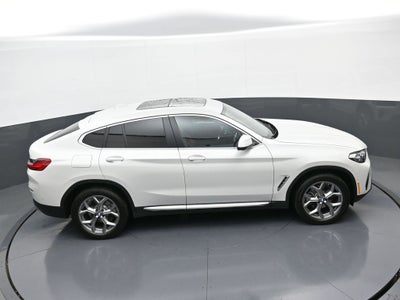 2025 BMW X4 xDrive30i