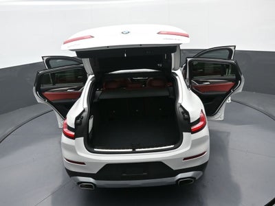 2025 BMW X4 xDrive30i