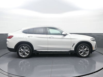 2025 BMW X4 xDrive30i