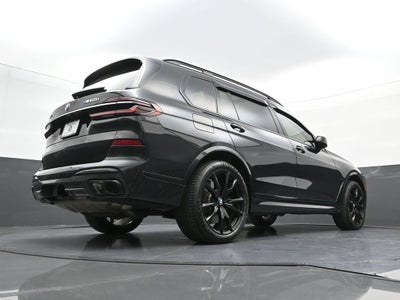 2025 BMW X7 M60i