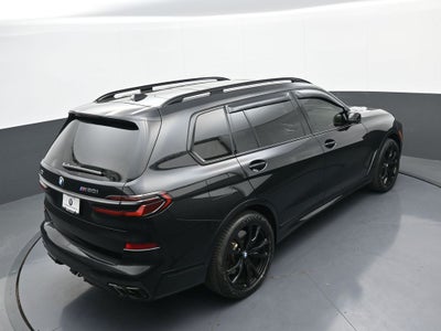 2025 BMW X7 M60i